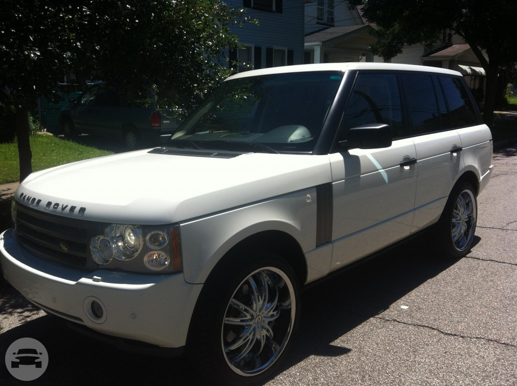 Range Rover
SUV /
Pittsburgh, PA

 / Hourly $0.00
