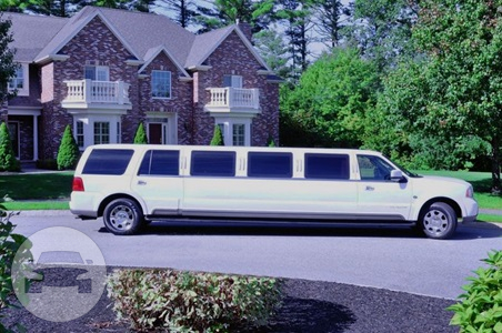 Lincoln Navigator Stretch Limousine 
Limo /
Boston, MA

 / Hourly $95.00
