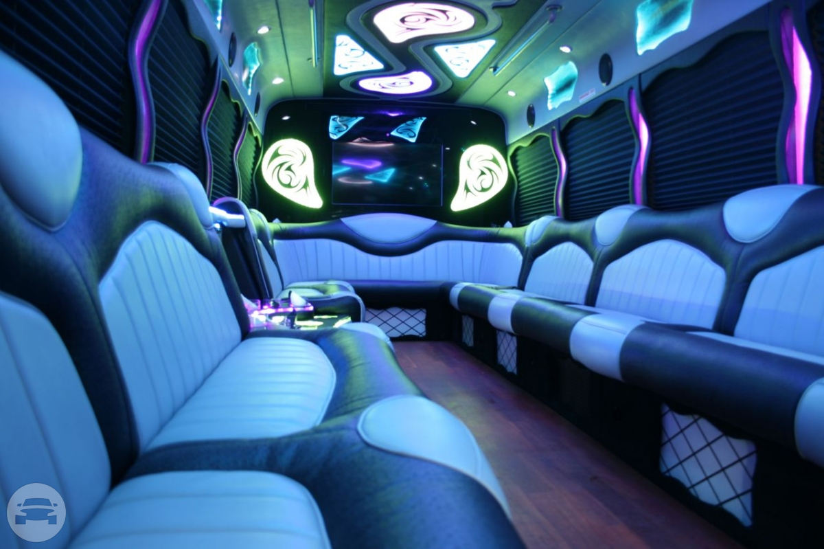 Fantasy - Party Bus
Party Limo Bus /
Cleveland, OH

 / Hourly $0.00
