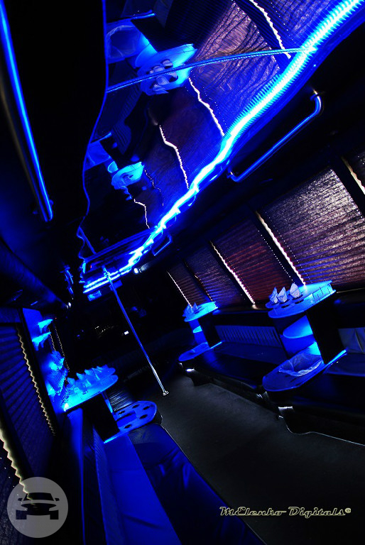 White Krystal Limo Bus
Party Limo Bus /
Denver, CO

 / Hourly $0.00
