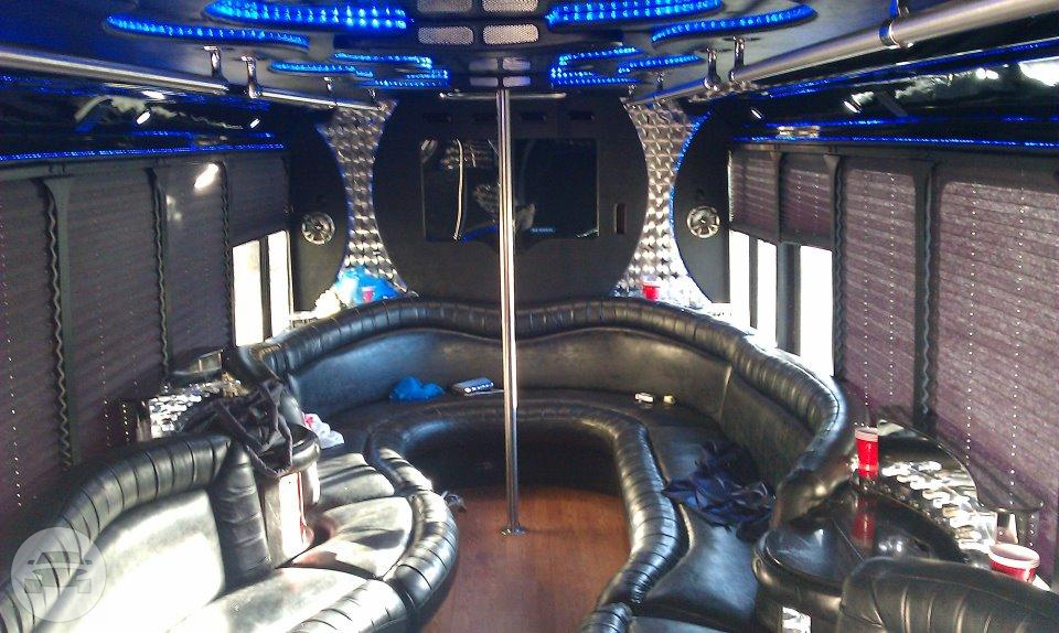 GMC PARTY BUS
Party Limo Bus /
Los Angeles, CA

 / Hourly $0.00
