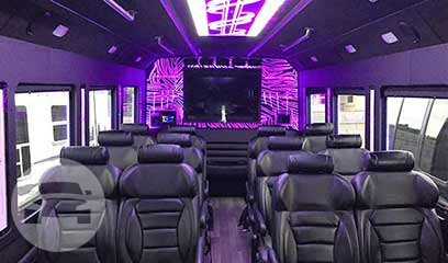 24 Passenger Luxury Bus
Coach Bus /
San Francisco, CA

 / Hourly $0.00

