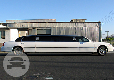 8 Passenger Lincoln Town Car - White
Limo /
San Francisco, CA

 / Hourly $0.00
