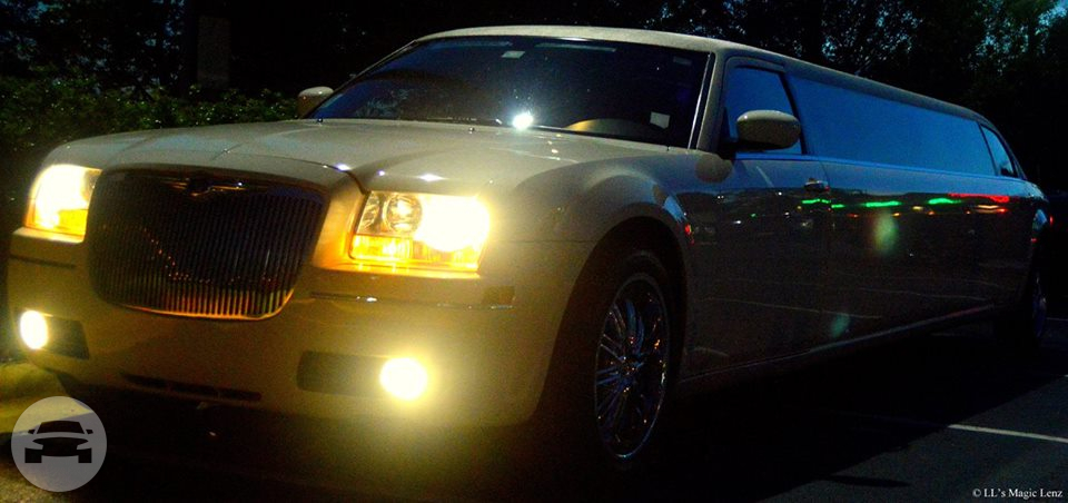 White Chrysler 300 Stretch Limousine
Limo /
Charlotte, NC

 / Hourly $0.00
