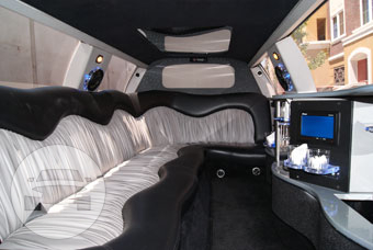 6-8 Passenger Black Lincoln Limousine Tuxedo
Limo /
Woodside, CA

 / Hourly $0.00
