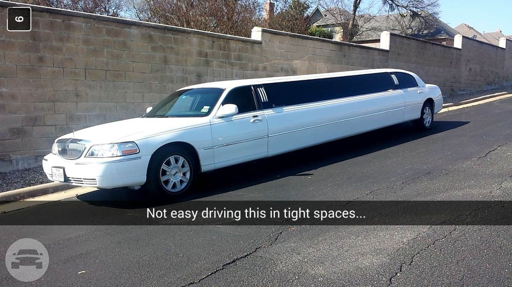 White Lincoln Town Car Limo
Limo /
Dallas, TX

 / Hourly $0.00
