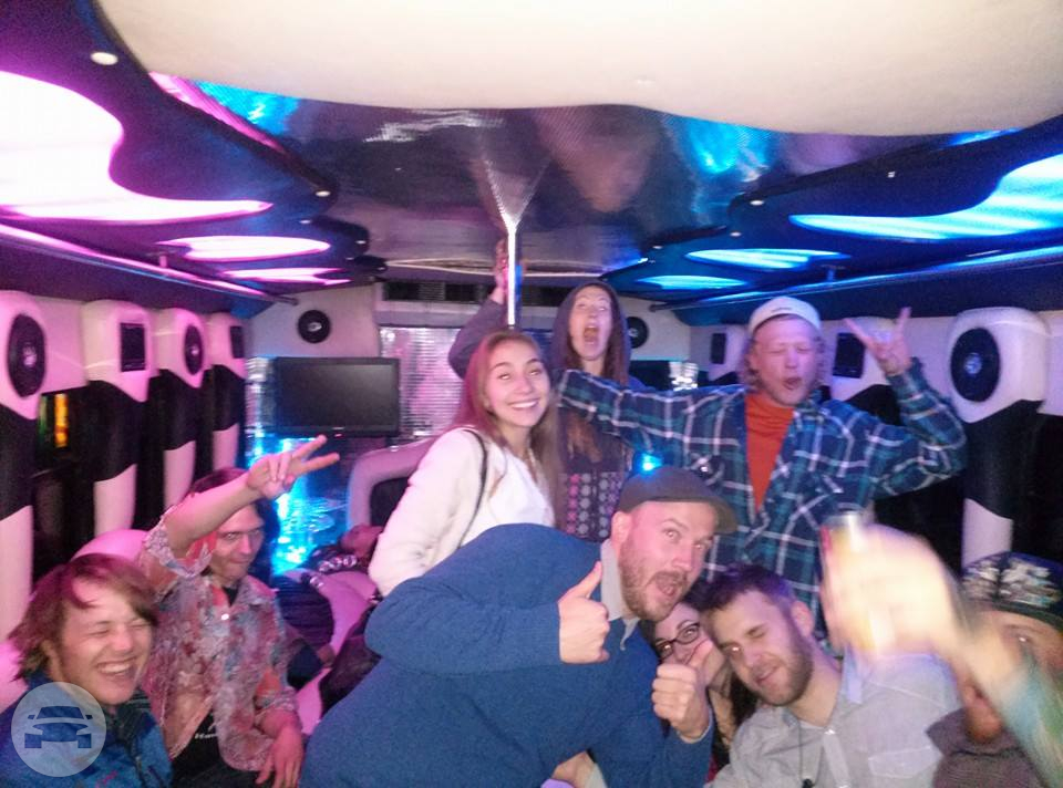 Party Limo Bus #2
Party Limo Bus /
Denver, CO

 / Hourly $0.00
