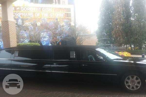 8 Passenger Lincoln Town Car Stretch Limousine
Limo /
Columbus, OH

 / Hourly $0.00
