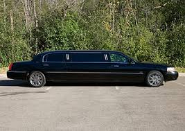 Lincoln Town Car Stretch Limo 6 Passenger
Limo /
New York, NY

 / Hourly $65.00
