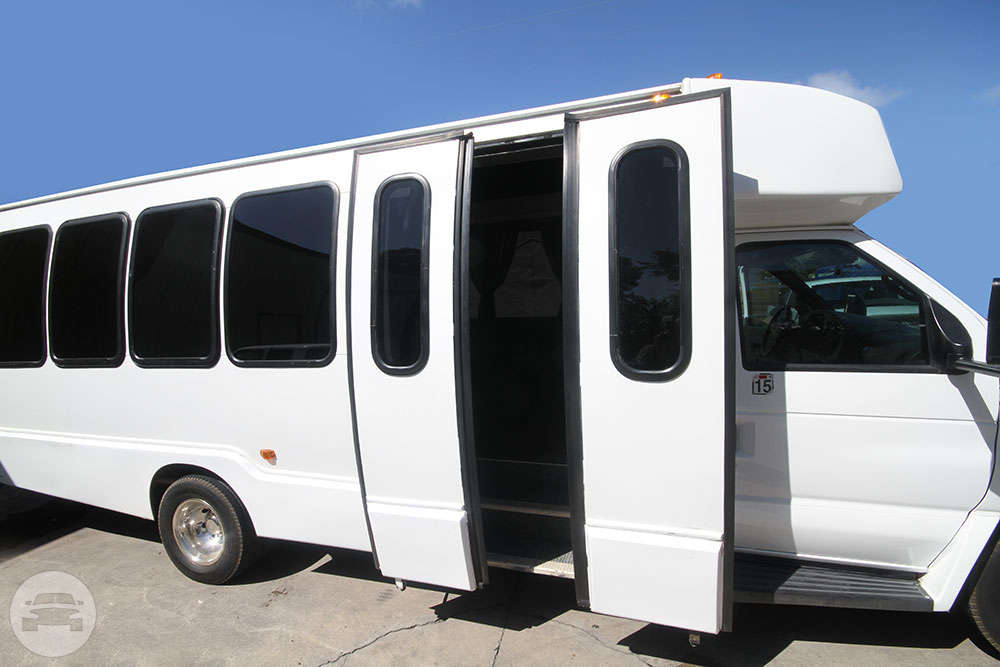 16 Passenger White Executive Limo Bus
Party Limo Bus /
Paso Robles, CA 93446

 / Hourly $0.00
