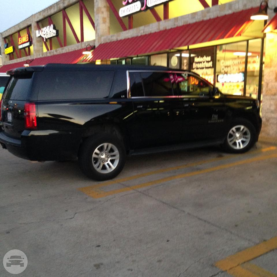 Chevrolet Suburban 
SUV /
Irving, TX

 / Hourly $0.00
