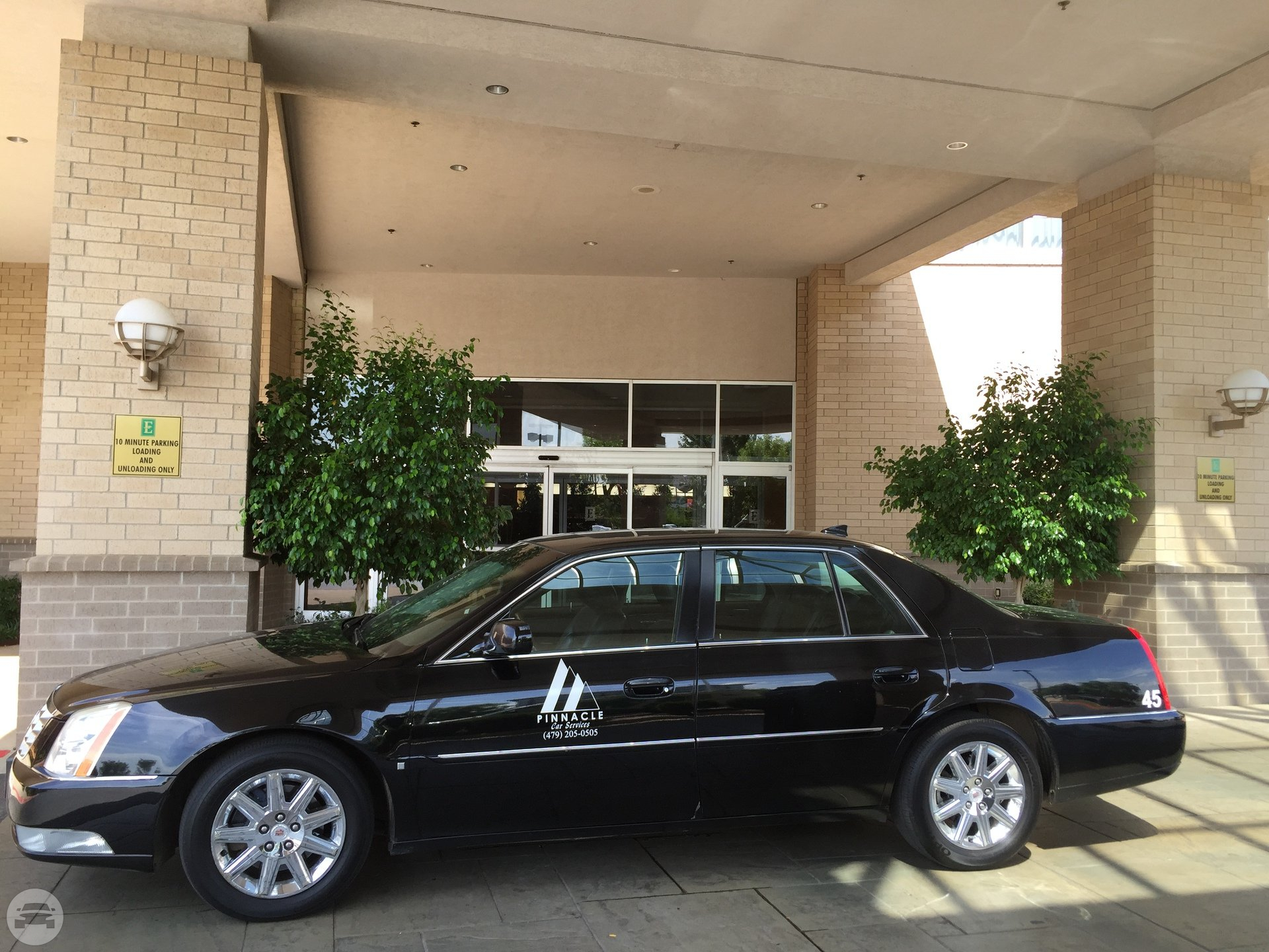 Cadillac DTS (Devilles)
Sedan /
Little Rock, AR

 / Hourly $0.00
