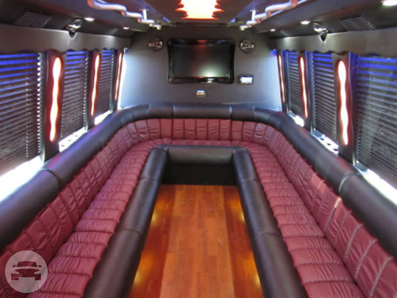 Black Mini Limousine Coach (up to 18/22 Passengers)
Coach Bus /
Seattle, WA

 / Hourly $0.00
