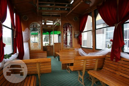 TROLLEY 702 - 32 Passenger
Coach Bus /
Chicago, IL

 / Hourly $226.00
