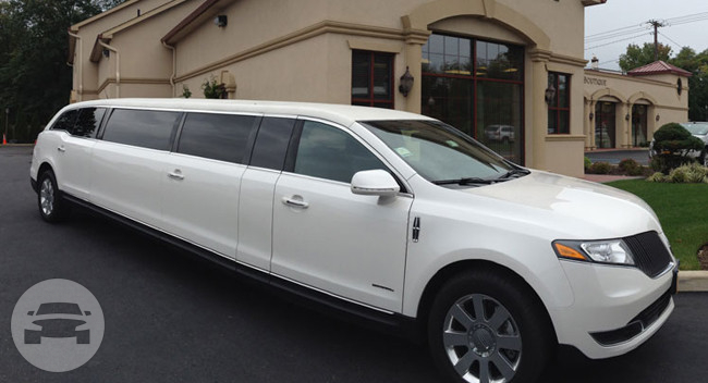 White Stretch Lincoln MKT
Limo /
Chicago, IL

 / Hourly $0.00

