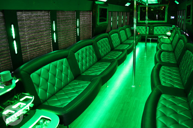 48-55 Passenger Tiffany Limo Bus White
Party Limo Bus /
Colorado City, CO

 / Hourly $0.00
