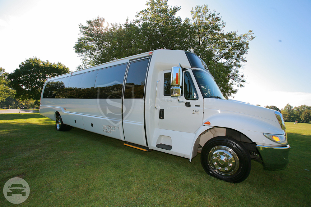 VIP Limo Coach Bus
Party Limo Bus /
Philadelphia, PA

 / Hourly (Other services) $175.00
