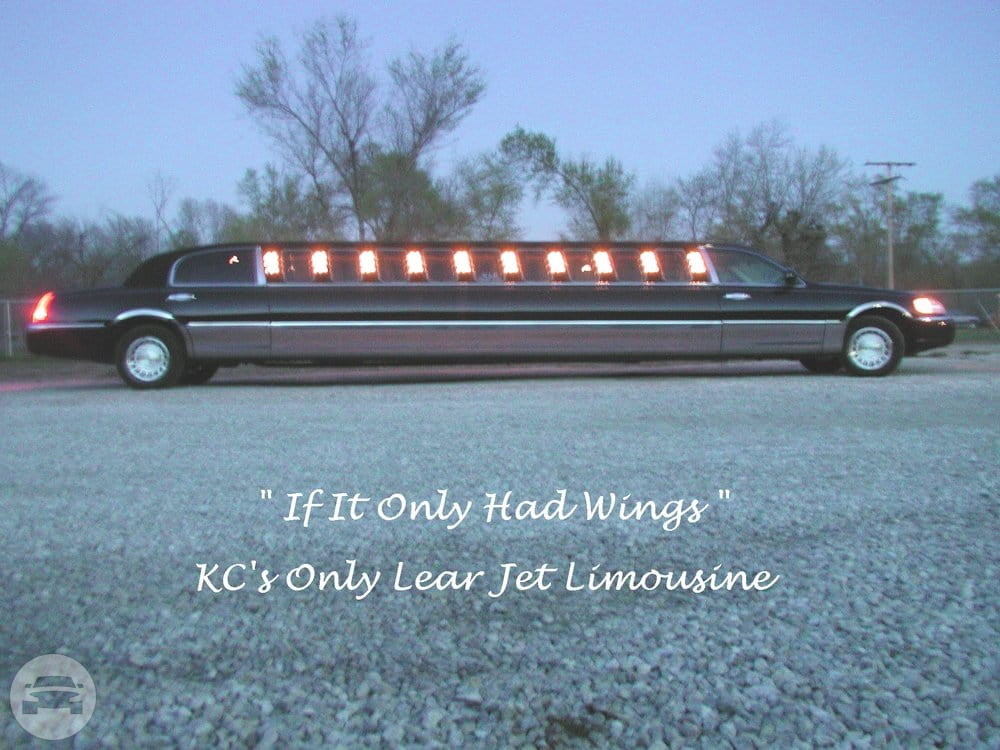 Lincoln “Lear Jet” Limousine
Limo /
Kansas City, MO

 / Hourly $0.00
