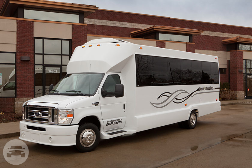 A Coach Limo for 18 Passengers
Coach Bus /
Detroit, MI

 / Hourly $0.00
