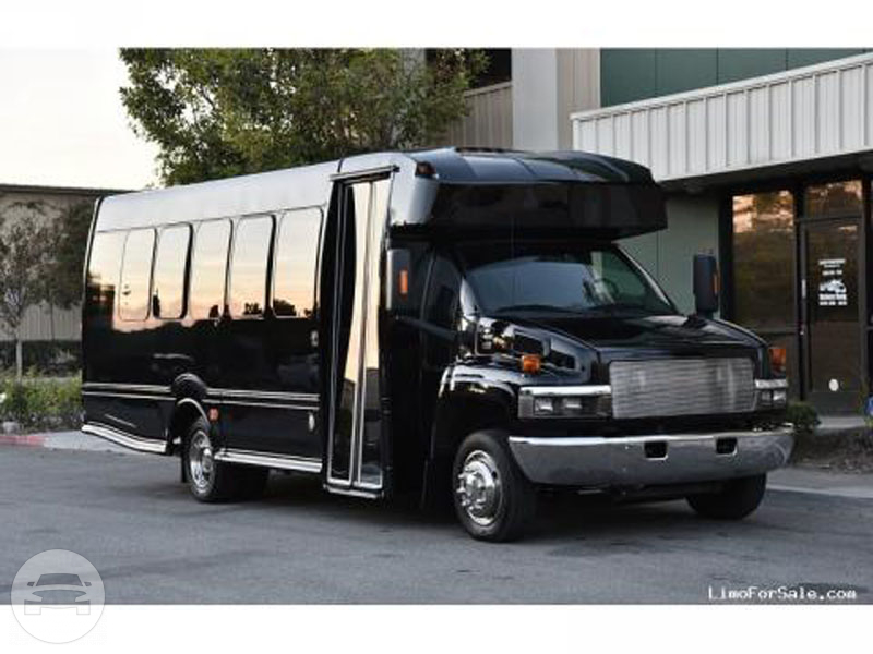 Chevrolet C4500 Mini Limousine Coach (up to 20/24 Passengers)
Coach Bus /
Seattle, WA

 / Hourly $0.00
