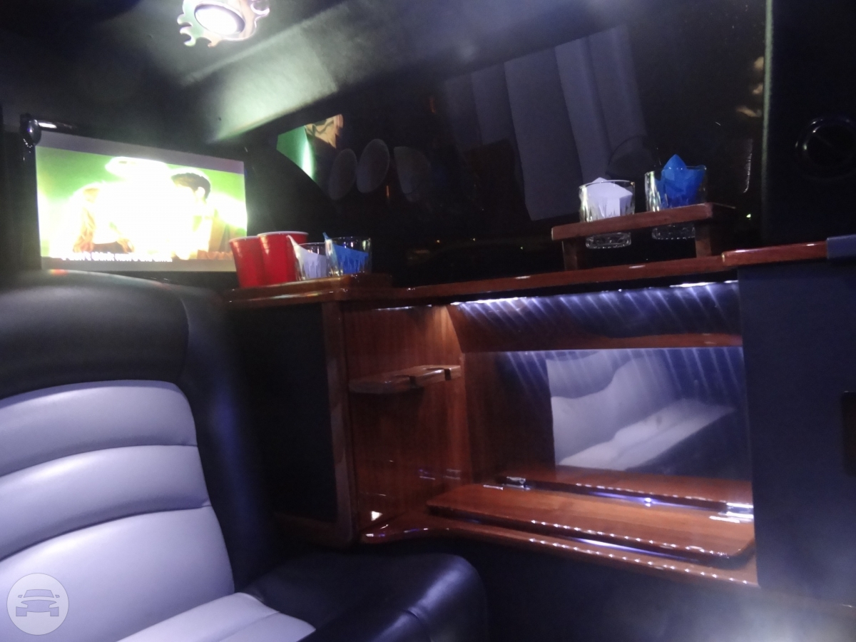 Black 10 Passengers Stretch Limo
Limo /
Dallas, TX

 / Hourly $0.00
