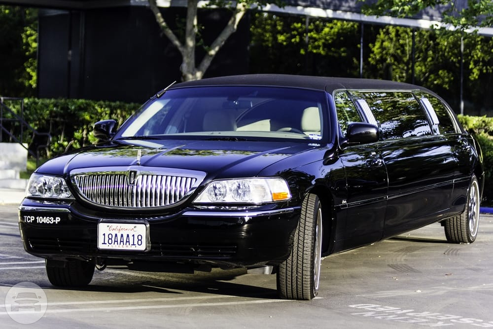 Lincoln Stretch Limo
Limo /
Los Angeles, CA

 / Hourly $0.00
