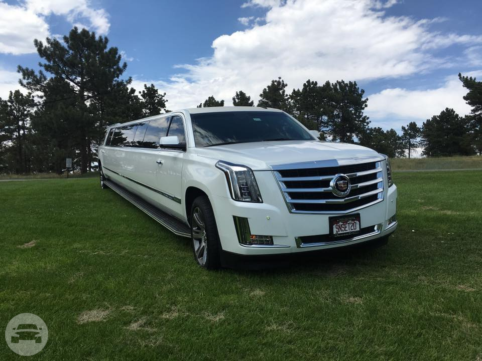 New! (18-22 Passenger) Pearl White 2016 Cadillac Escalade
Limo /
Denver, CO

 / Hourly $0.00
