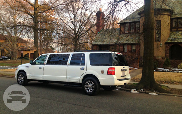 6 - 9 Passenger White Ford Expedition Limo
Limo /
Paterson, NJ

 / Hourly $0.00
