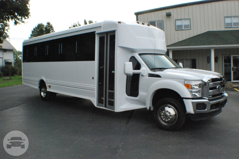 28 passenger Luxury Party Bus
Party Limo Bus /
Cleveland, OH

 / Hourly $120.00
