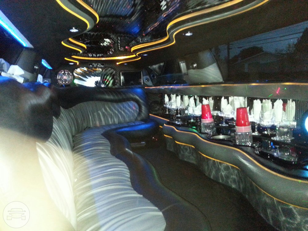 Chrysler 300 Stretch Limousine -10 Passenger
Limo /
Los Angeles, CA

 / Hourly $0.00
